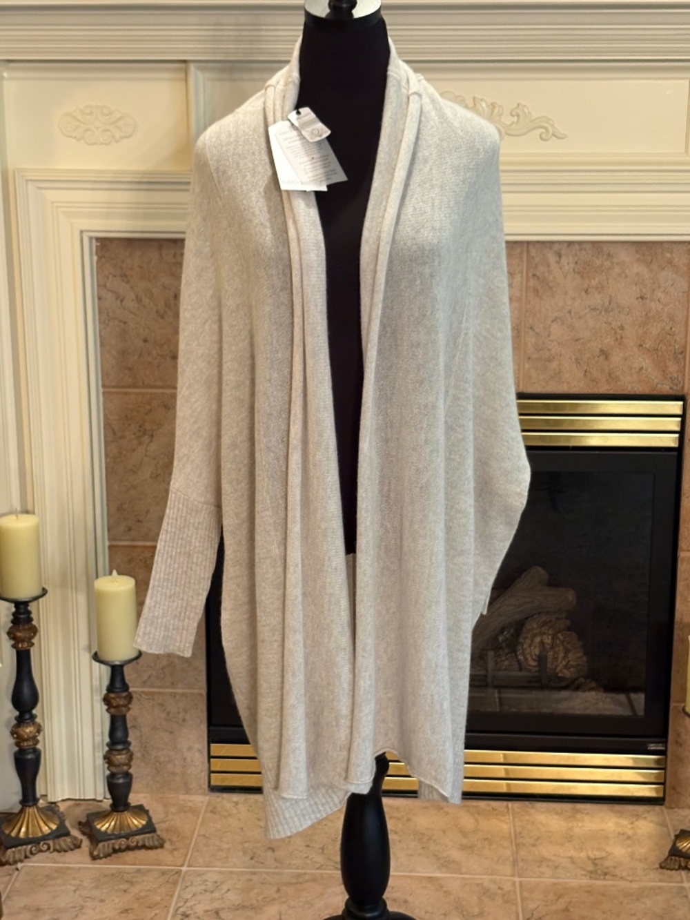 SUBTLE LUXURY 100% Cashmere Cocoon Shawl Sweater Jacket “Cloud” Color Sz M/L